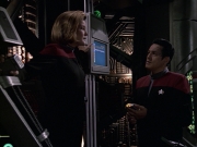 extant_StarTrek_VOY_6x09-TheVoyagerConspiracy_02825.jpg
