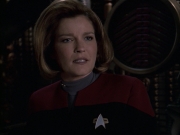 extant_StarTrek_VOY_6x09-TheVoyagerConspiracy_02847.jpg