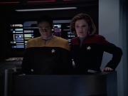 extant_StarTrek_VOY_6x09-TheVoyagerConspiracy_03014.jpg