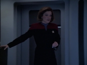 extant_StarTrek_VOY_6x09-TheVoyagerConspiracy_03017.jpg
