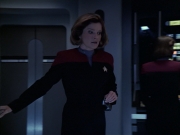 extant_StarTrek_VOY_6x09-TheVoyagerConspiracy_03018.jpg