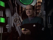 extant_StarTrek_VOY_6x09-TheVoyagerConspiracy_03022.jpg