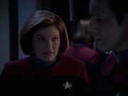 extant_StarTrek_VOY_6x09-TheVoyagerConspiracy_03026.jpg