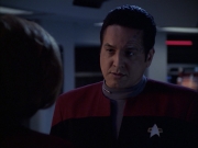 extant_StarTrek_VOY_6x09-TheVoyagerConspiracy_03038.jpg