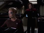 extant_StarTrek_VOY_6x09-TheVoyagerConspiracy_03184.jpg