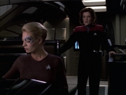 extant_StarTrek_VOY_6x09-TheVoyagerConspiracy_03186.jpg
