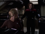 extant_StarTrek_VOY_6x09-TheVoyagerConspiracy_03201.jpg