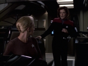 extant_StarTrek_VOY_6x09-TheVoyagerConspiracy_03207.jpg
