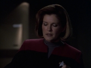 extant_StarTrek_VOY_6x09-TheVoyagerConspiracy_03291.jpg