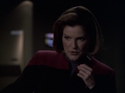 extant_StarTrek_VOY_6x09-TheVoyagerConspiracy_03331.jpg