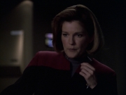 extant_StarTrek_VOY_6x09-TheVoyagerConspiracy_03338.jpg