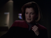 extant_StarTrek_VOY_6x09-TheVoyagerConspiracy_03354.jpg