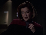 extant_StarTrek_VOY_6x09-TheVoyagerConspiracy_03365.jpg