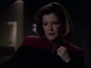 extant_StarTrek_VOY_6x09-TheVoyagerConspiracy_03407.jpg