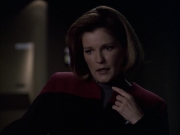 extant_StarTrek_VOY_6x09-TheVoyagerConspiracy_03426.jpg