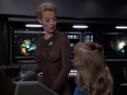 extant_StarTrek_VOY_6x09-TheVoyagerConspiracy_03491.jpg