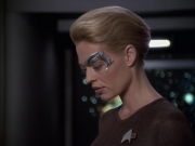 extant_StarTrek_VOY_6x09-TheVoyagerConspiracy_03517.jpg