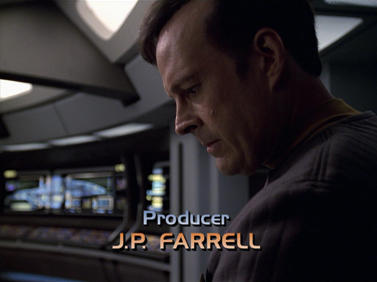 extant_StarTrek_VOY_6x10-Pathfinder_00522.jpg