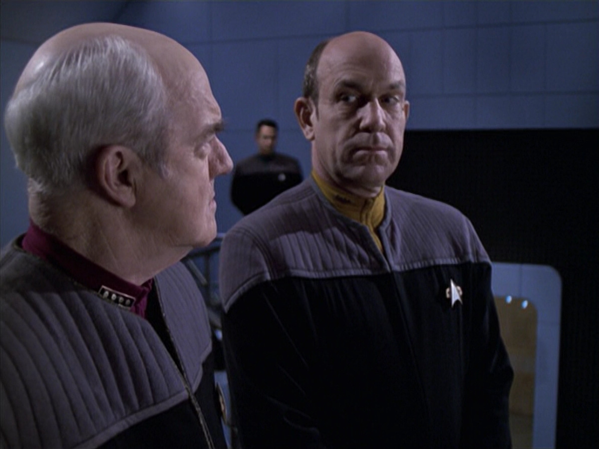 extant_StarTrek_VOY_6x10-Pathfinder_01373.jpg
