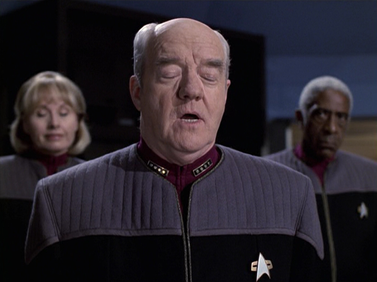 extant_StarTrek_VOY_6x10-Pathfinder_01408.jpg