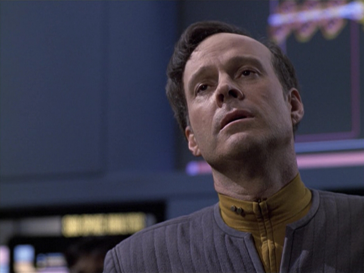 extant_StarTrek_VOY_6x10-Pathfinder_01482.jpg