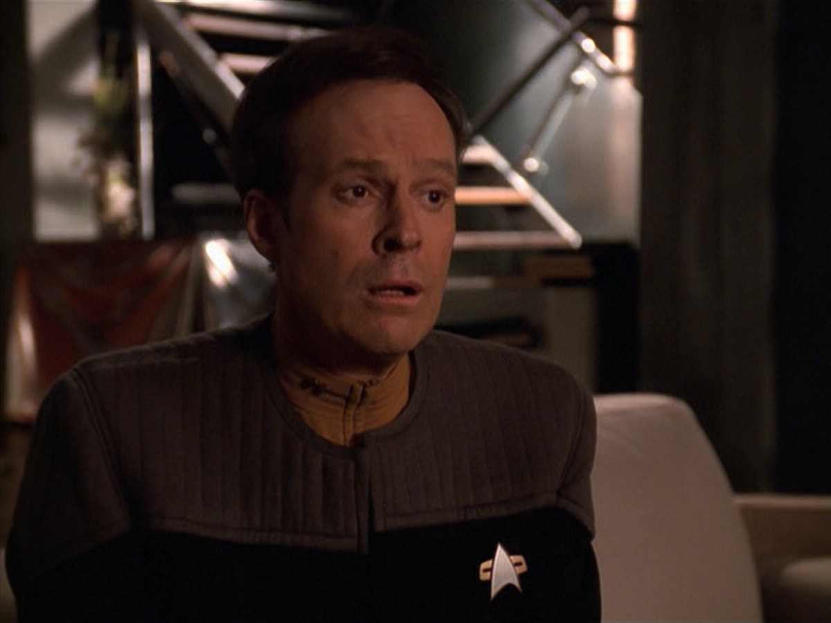 extant_StarTrek_VOY_6x10-Pathfinder_01578.jpg