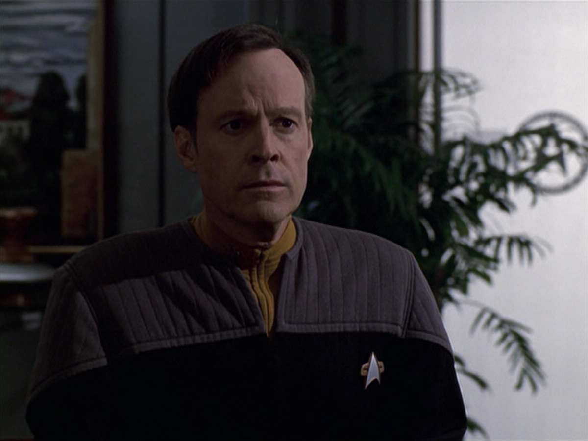 extant_StarTrek_VOY_6x10-Pathfinder_02101.jpg