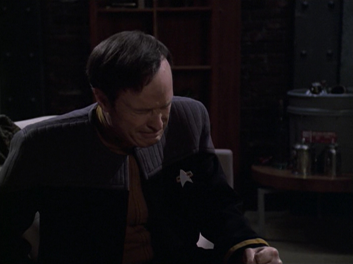 extant_StarTrek_VOY_6x10-Pathfinder_02336.jpg