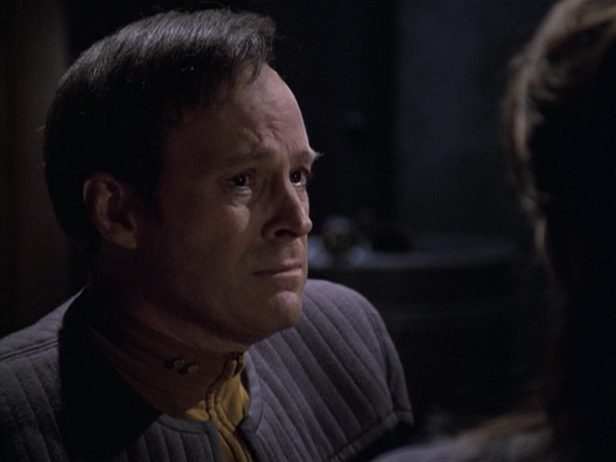 extant_StarTrek_VOY_6x10-Pathfinder_02388.jpg