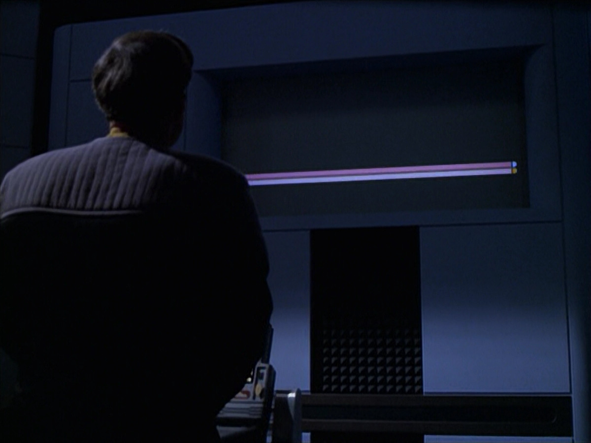 extant_StarTrek_VOY_6x10-Pathfinder_02597.jpg