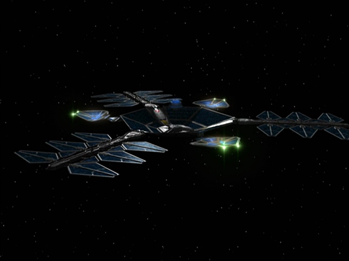 extant_StarTrek_VOY_6x10-Pathfinder_02618.jpg