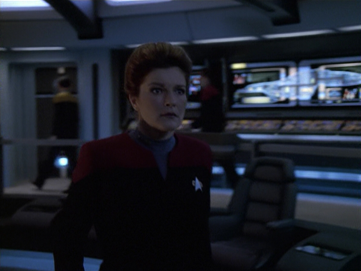 extant_StarTrek_VOY_6x10-Pathfinder_03064.jpg