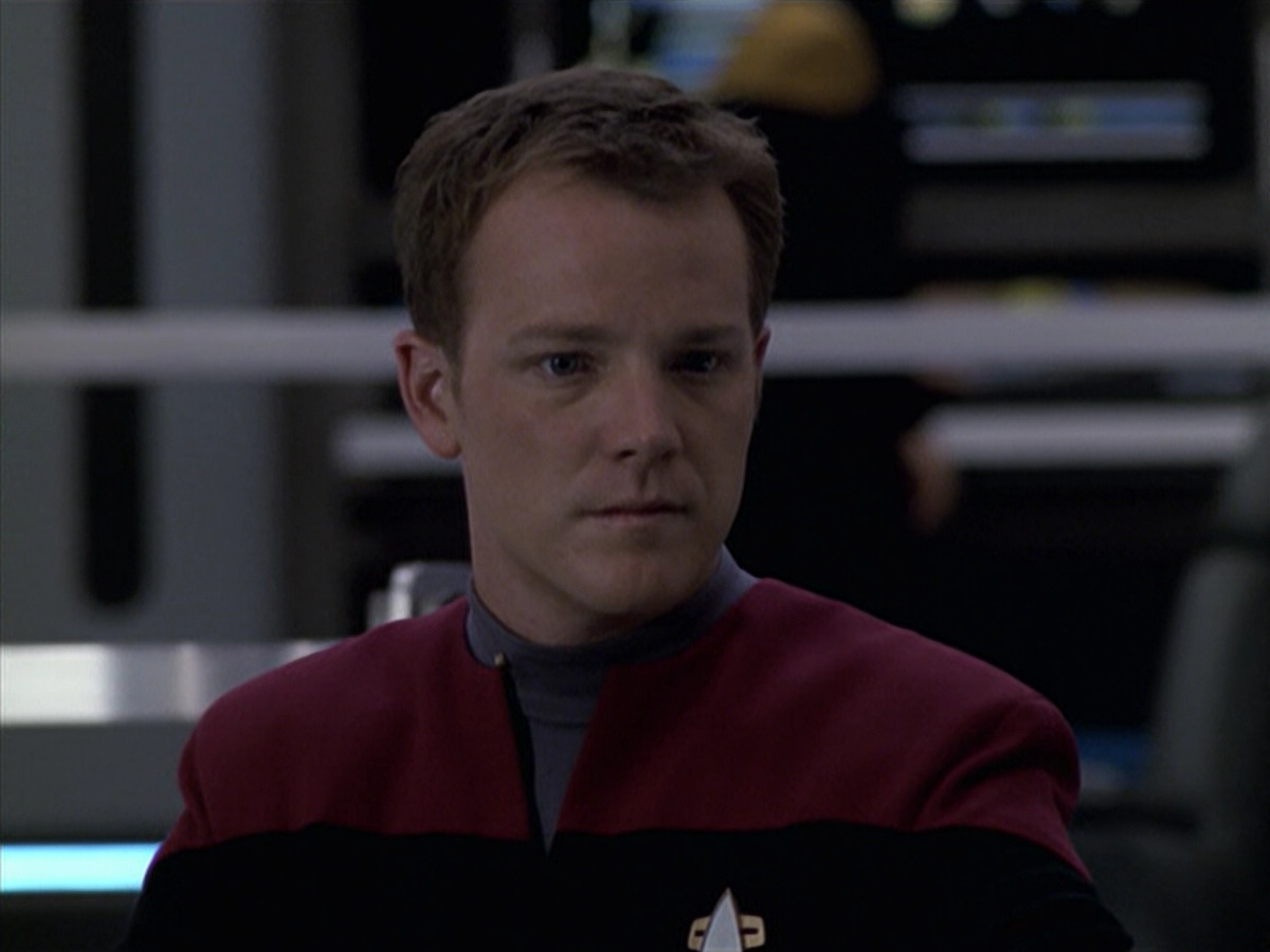 extant_StarTrek_VOY_6x10-Pathfinder_03202.jpg
