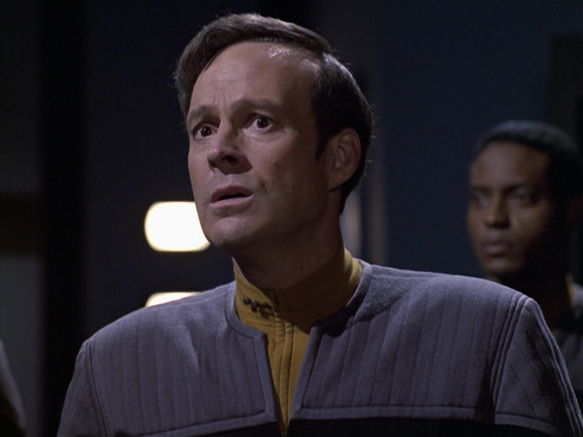 extant_StarTrek_VOY_6x10-Pathfinder_03310.jpg