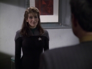 Filename=extant_StarTrek_VOY_6x10-Pathfinder_00043.jpg
Filesize=128KiB
Dimensions=1200x900
Date added=Dec 28, 2019 extant_StarTrek_VOY_6x10-Pathfinder_00043.jpg