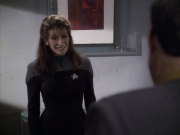 Filename=extant_StarTrek_VOY_6x10-Pathfinder_00048.jpg
Filesize=130KiB
Dimensions=1200x900
Date added=Dec 28, 2019 extant_StarTrek_VOY_6x10-Pathfinder_00048.jpg