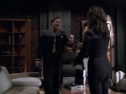 Filename=extant_StarTrek_VOY_6x10-Pathfinder_00144.jpg
Filesize=175KiB
Dimensions=1200x900
Date added=Dec 28, 2019 extant_StarTrek_VOY_6x10-Pathfinder_00144.jpg