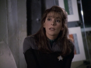 Filename=extant_StarTrek_VOY_6x10-Pathfinder_00481.jpg
Filesize=189KiB
Dimensions=1200x900
Date added=Dec 28, 2019 extant_StarTrek_VOY_6x10-Pathfinder_00481.jpg