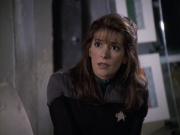 Filename=extant_StarTrek_VOY_6x10-Pathfinder_00486.jpg
Filesize=156KiB
Dimensions=1200x900
Date added=Dec 28, 2019 extant_StarTrek_VOY_6x10-Pathfinder_00486.jpg