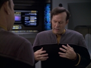 Filename=extant_StarTrek_VOY_6x10-Pathfinder_00601.jpg
Filesize=169KiB
Dimensions=1200x900
Date added=Dec 28, 2019 extant_StarTrek_VOY_6x10-Pathfinder_00601.jpg