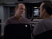 extant_StarTrek_VOY_6x10-Pathfinder_00608.jpg