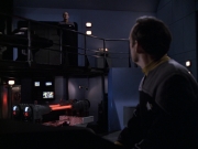 extant_StarTrek_VOY_6x10-Pathfinder_00775.jpg