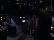 extant_StarTrek_VOY_6x10-Pathfinder_00887.jpg