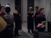 extant_StarTrek_VOY_6x10-Pathfinder_00904.jpg