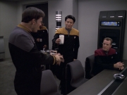 extant_StarTrek_VOY_6x10-Pathfinder_00932.jpg