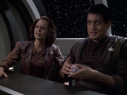 extant_StarTrek_VOY_6x10-Pathfinder_00939.jpg
