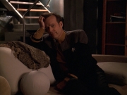 Filename=extant_StarTrek_VOY_6x10-Pathfinder_01544.jpg
Filesize=179KiB
Dimensions=1200x900
Date added=Dec 28, 2019 extant_StarTrek_VOY_6x10-Pathfinder_01544.jpg
