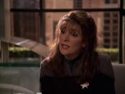 Filename=extant_StarTrek_VOY_6x10-Pathfinder_01591.jpg
Filesize=171KiB
Dimensions=1200x900
Date added=Dec 28, 2019 extant_StarTrek_VOY_6x10-Pathfinder_01591.jpg