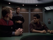 Filename=extant_StarTrek_VOY_6x10-Pathfinder_01674.jpg
Filesize=168KiB
Dimensions=1200x900
Date added=Dec 28, 2019 extant_StarTrek_VOY_6x10-Pathfinder_01674.jpg