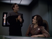 Filename=extant_StarTrek_VOY_6x10-Pathfinder_01695.jpg
Filesize=168KiB
Dimensions=1200x900
Date added=Dec 28, 2019 extant_StarTrek_VOY_6x10-Pathfinder_01695.jpg
